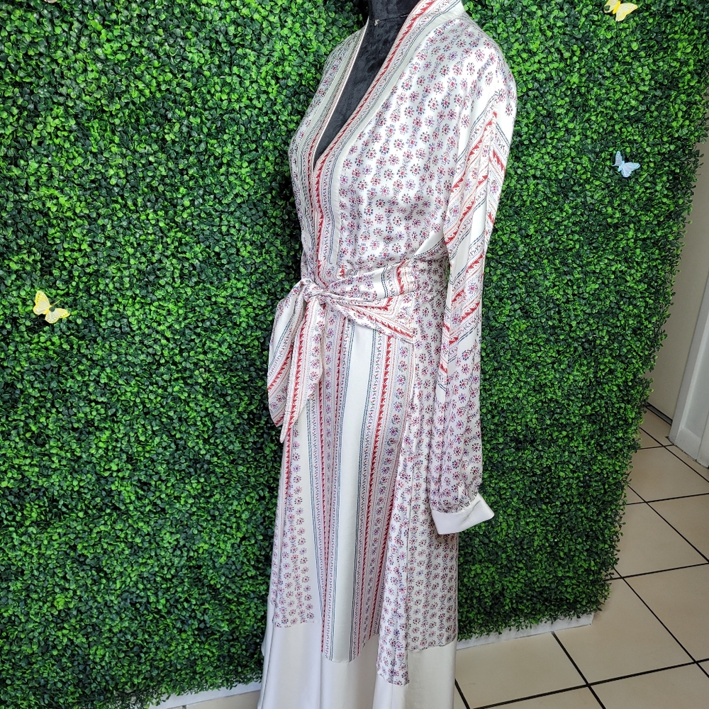 Dress - Picture 6 of 6